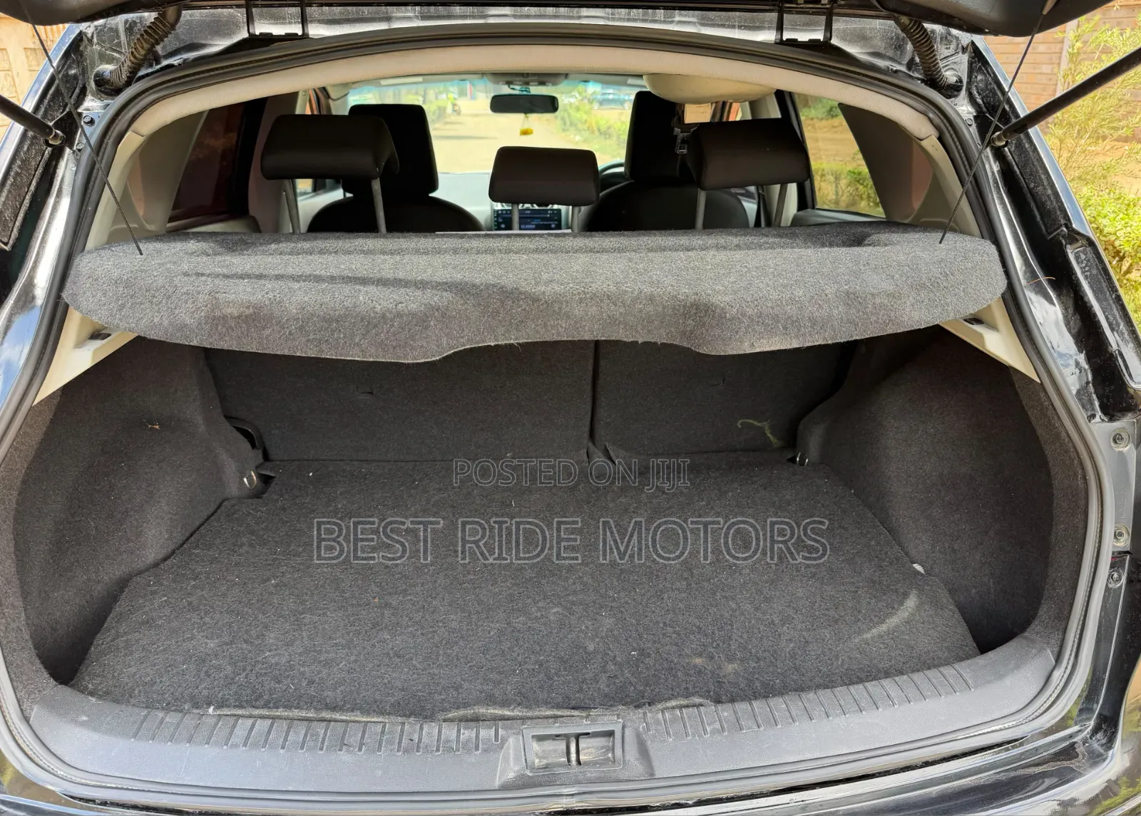 Nissan Dualis 2012 Black