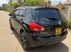 Nissan Dualis 2012 Black