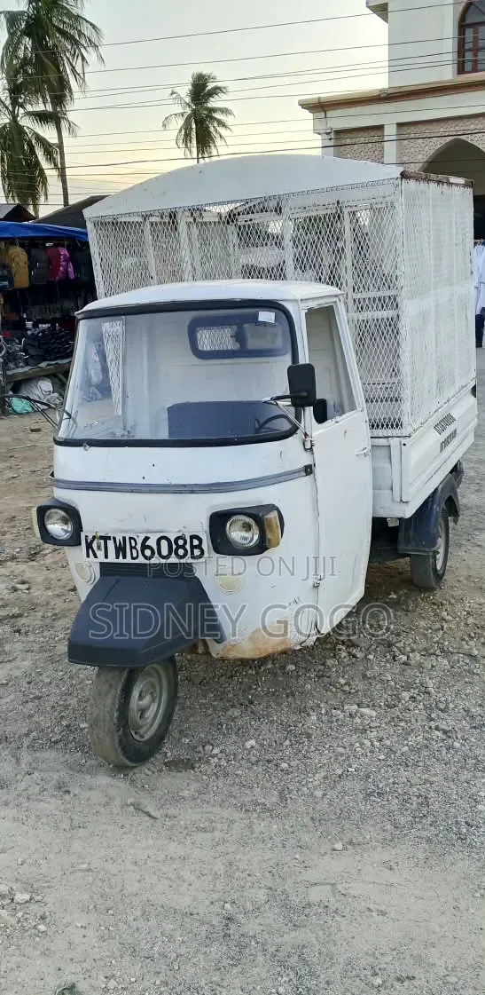 Piaggio Scooter 2019 White