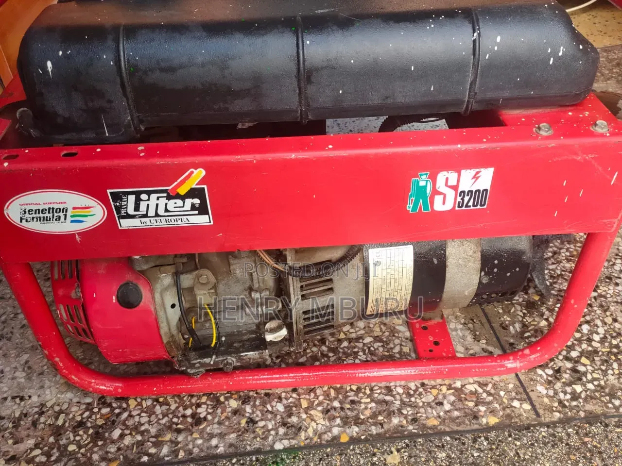 Pramac Lifter RS 3200 Generator Powered by Honda 5.5 HP Engine
