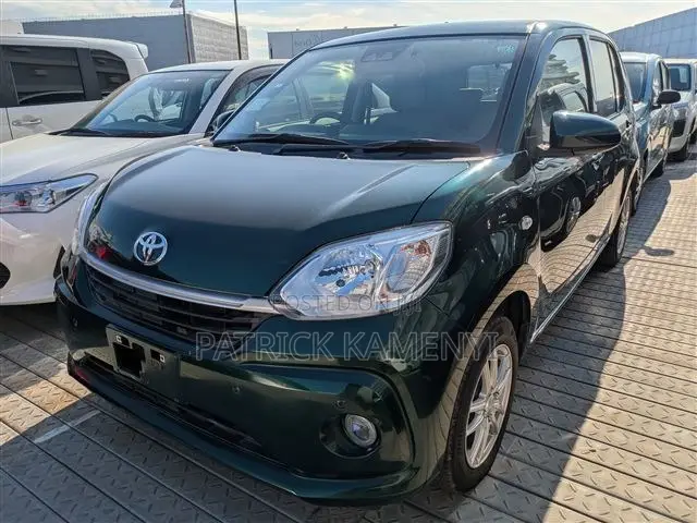Toyota Passo 2019 Green