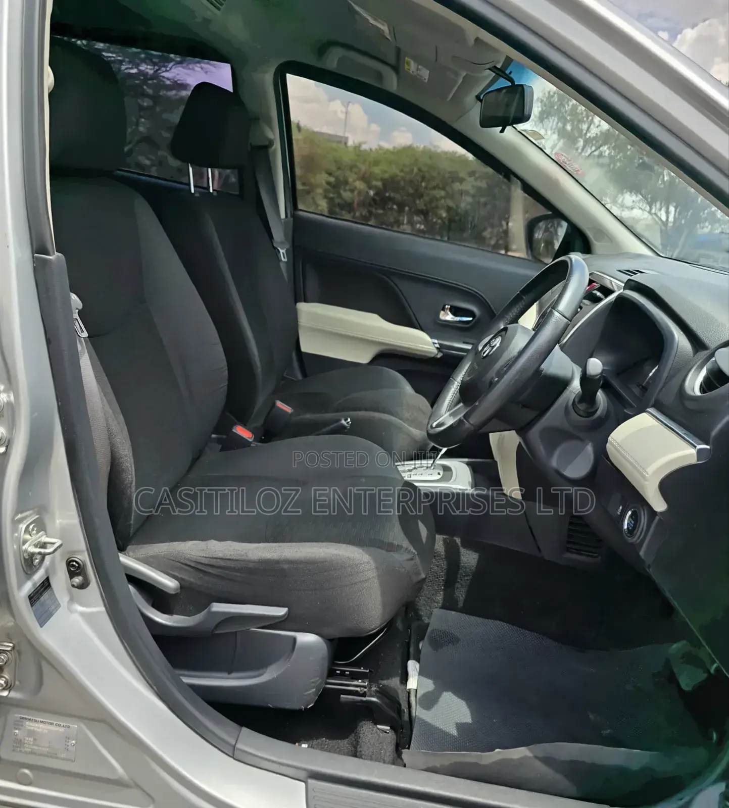 Toyota Rush 1.5 RWD 2019 Silver