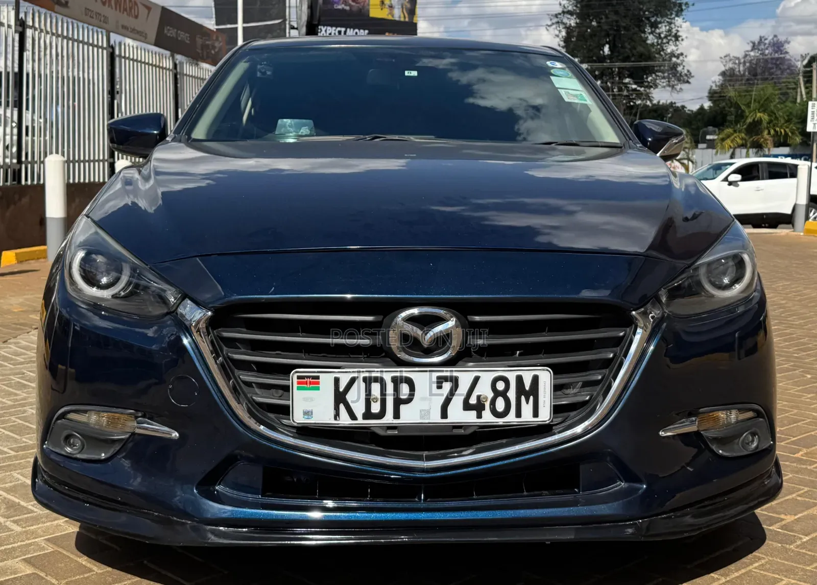 Mazda Axela 2016 Blue