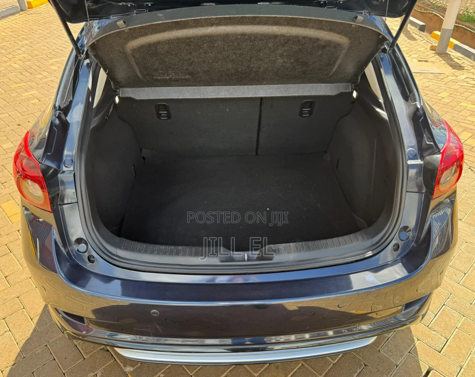 Mazda Axela 2016 Blue