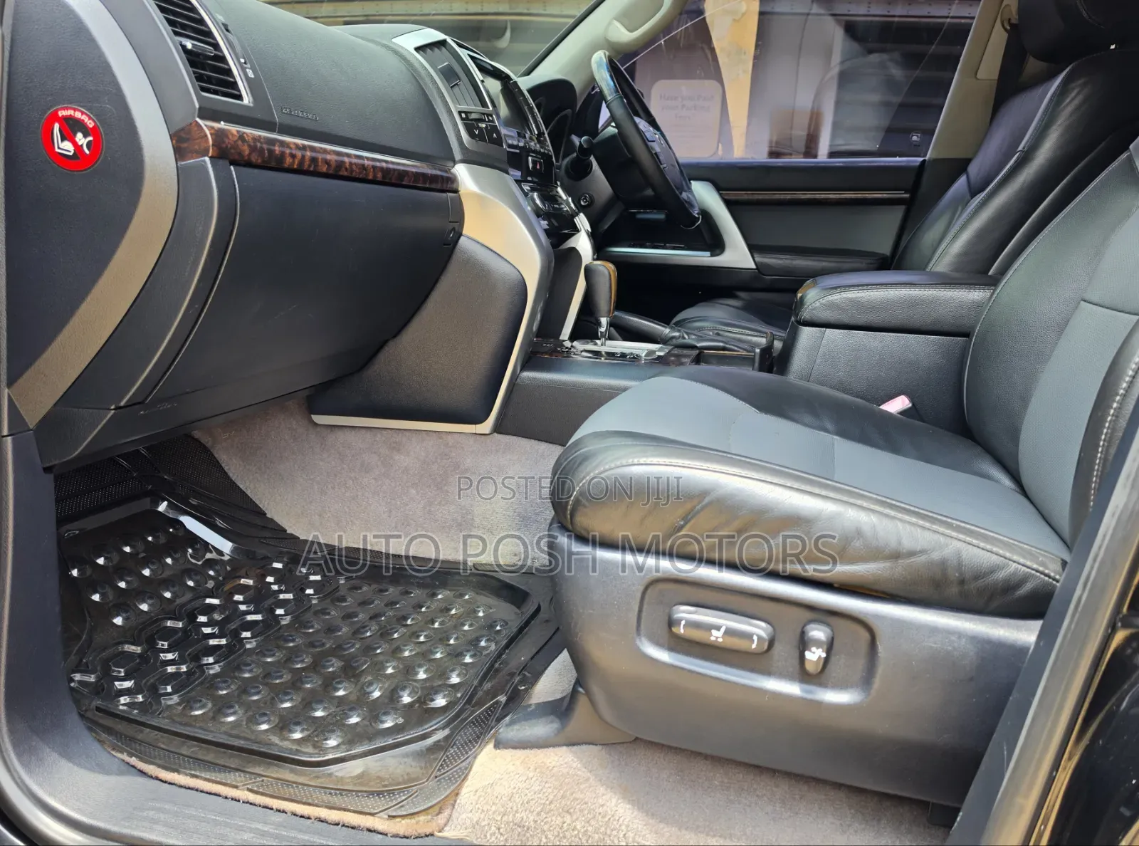 Toyota Land Cruiser 2012 Black