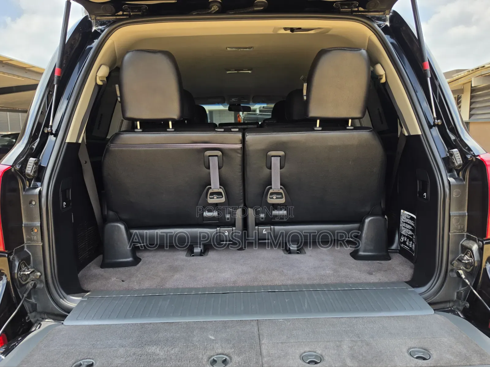Toyota Land Cruiser 2012 Black