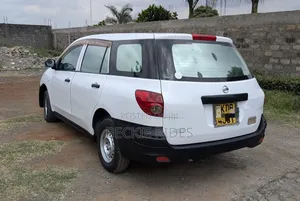 Nissan Advan 2013 White