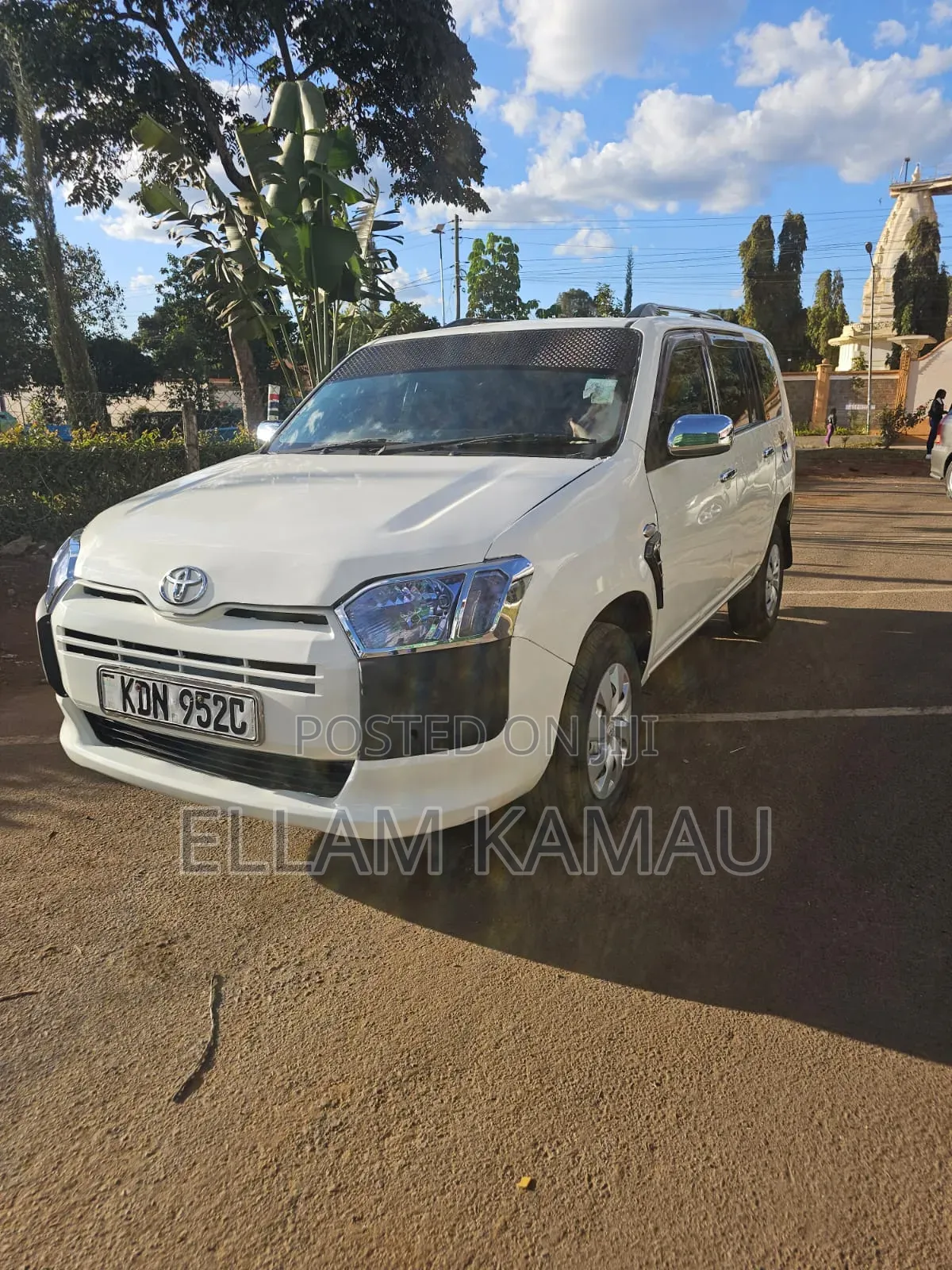 Toyota Succeed SV Premium 2016 White