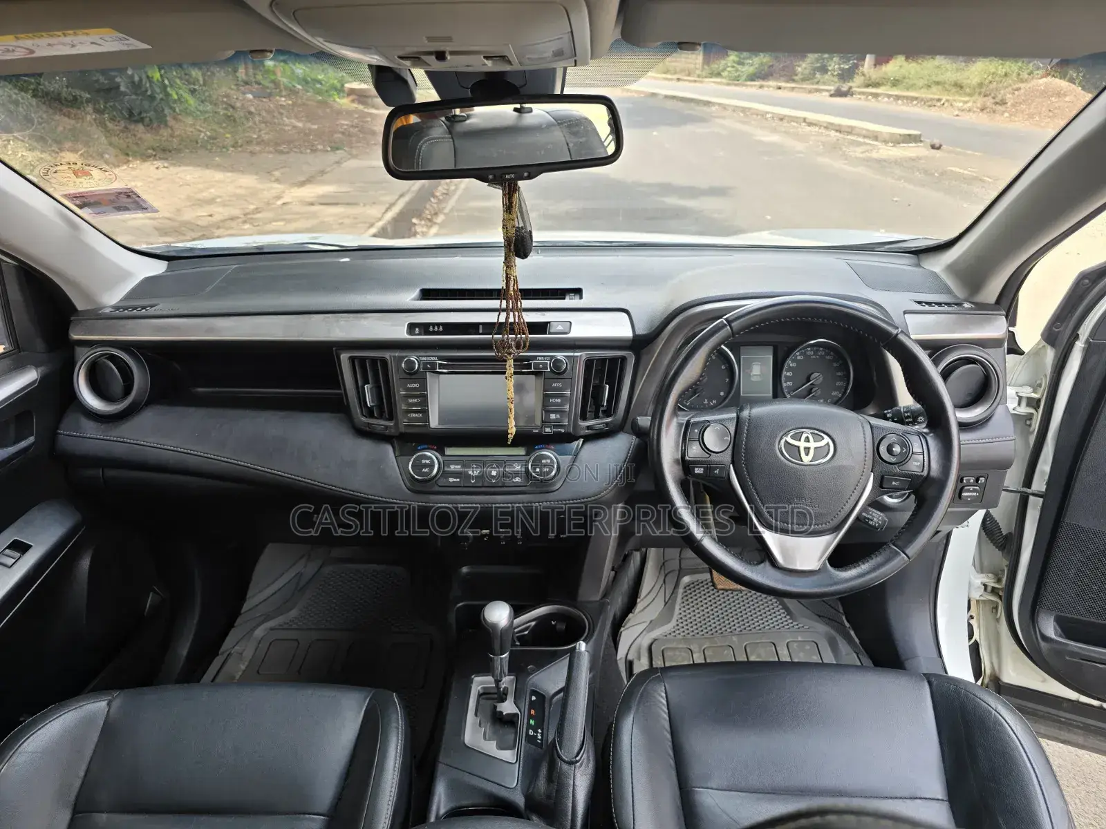 Toyota RAV4 2015 White