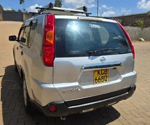Nissan X-Trail 2009 Silver