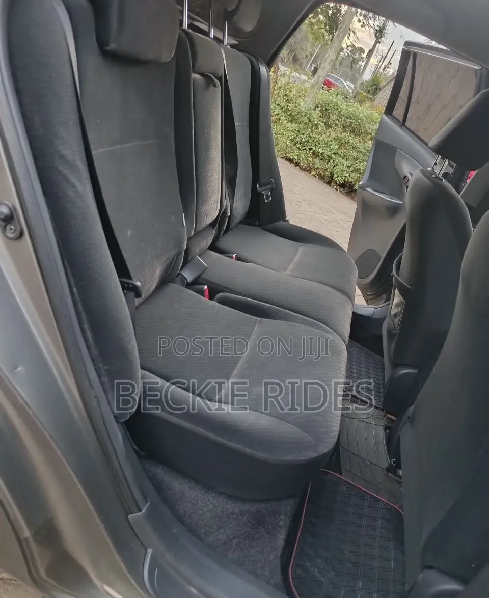 Toyota Corolla Fielder 2010 Gray