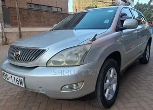 Toyota Harrier 2005 Silver