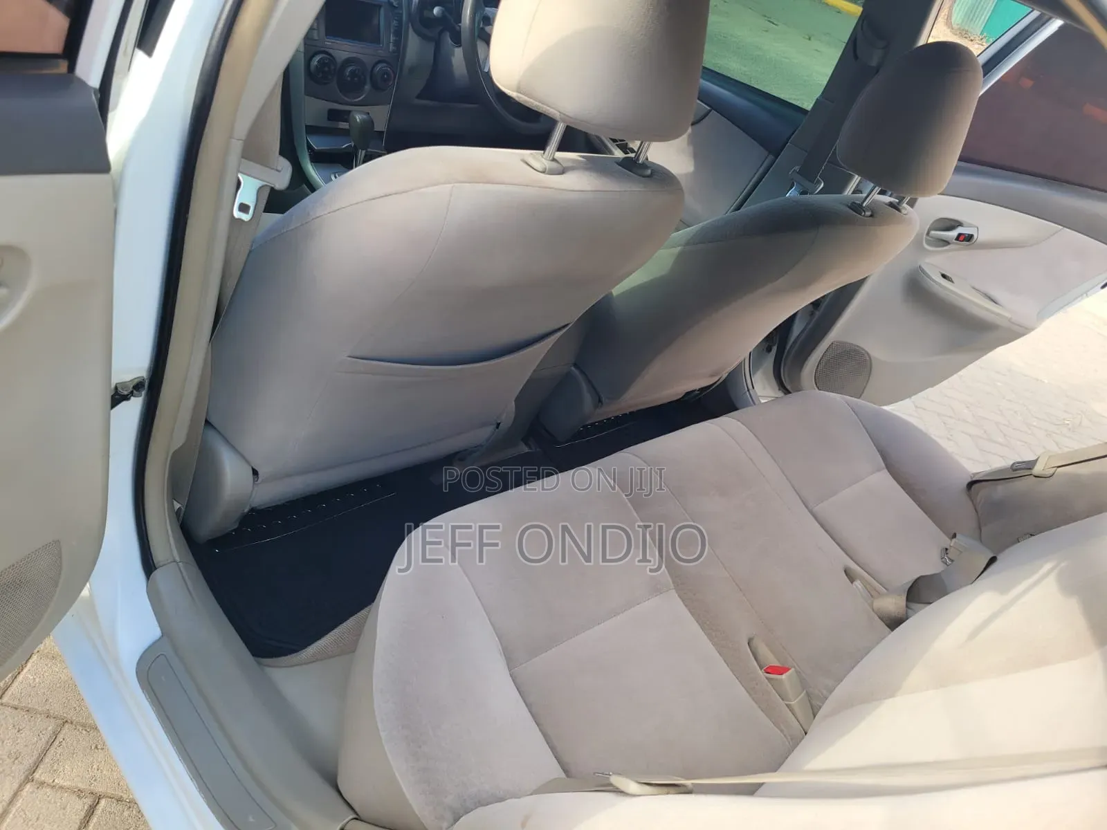Toyota Axio 2011 White