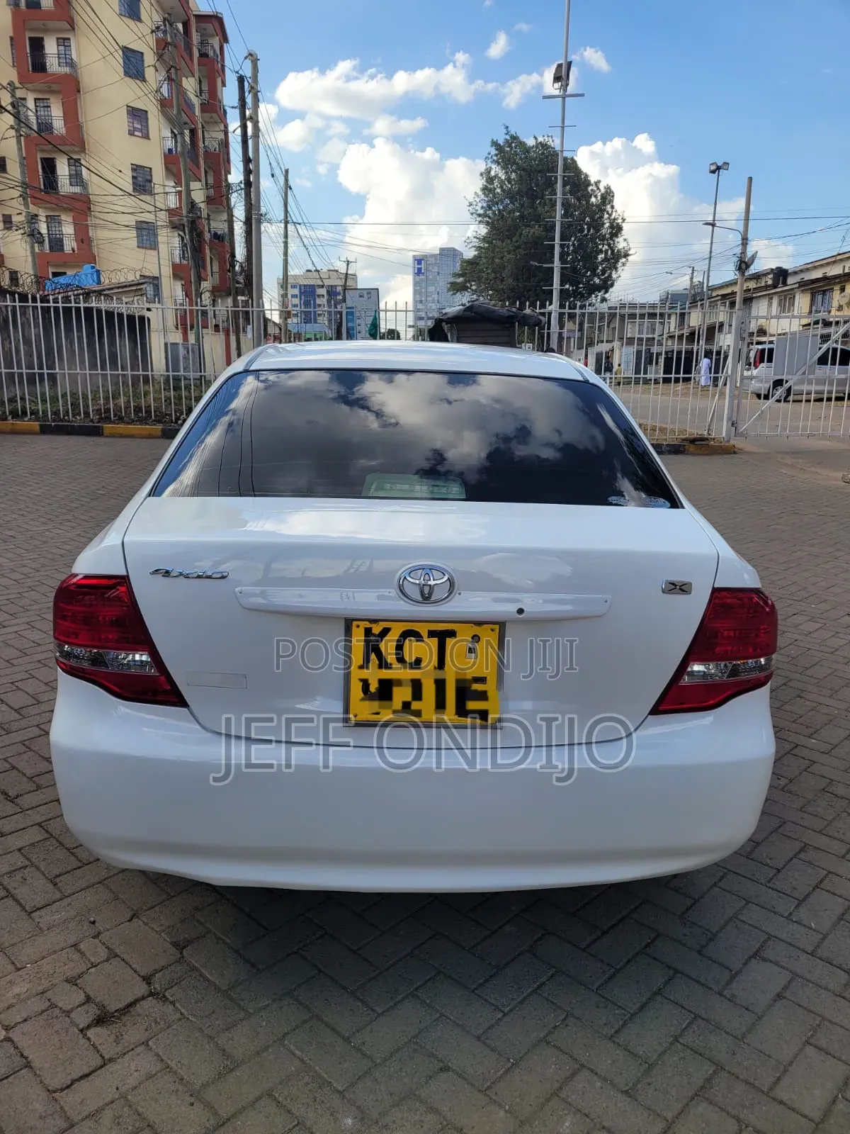 Toyota Axio 2011 White