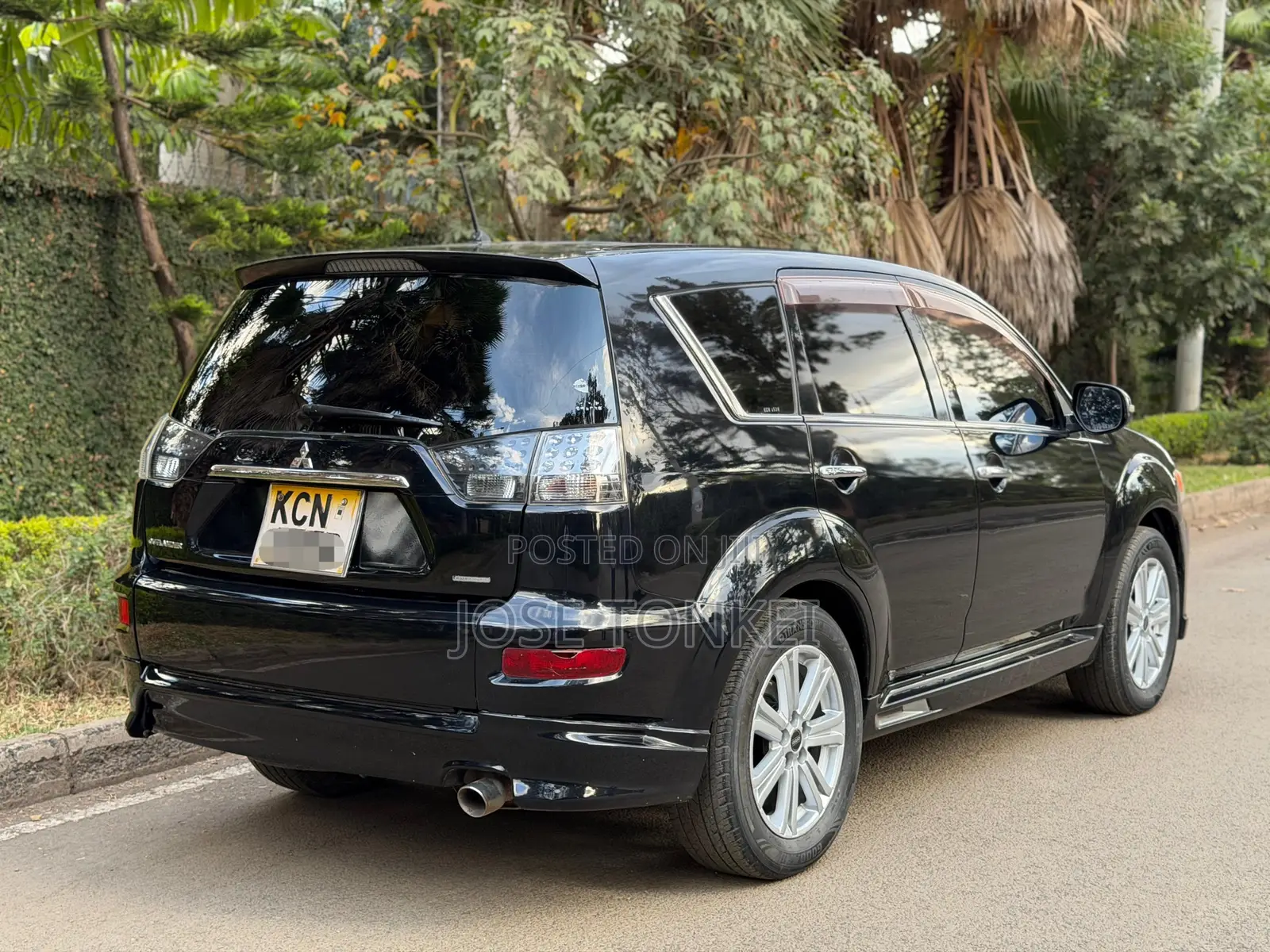 Mitsubishi Outlander 2010 Black