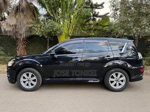 Mitsubishi Outlander 2010 Black