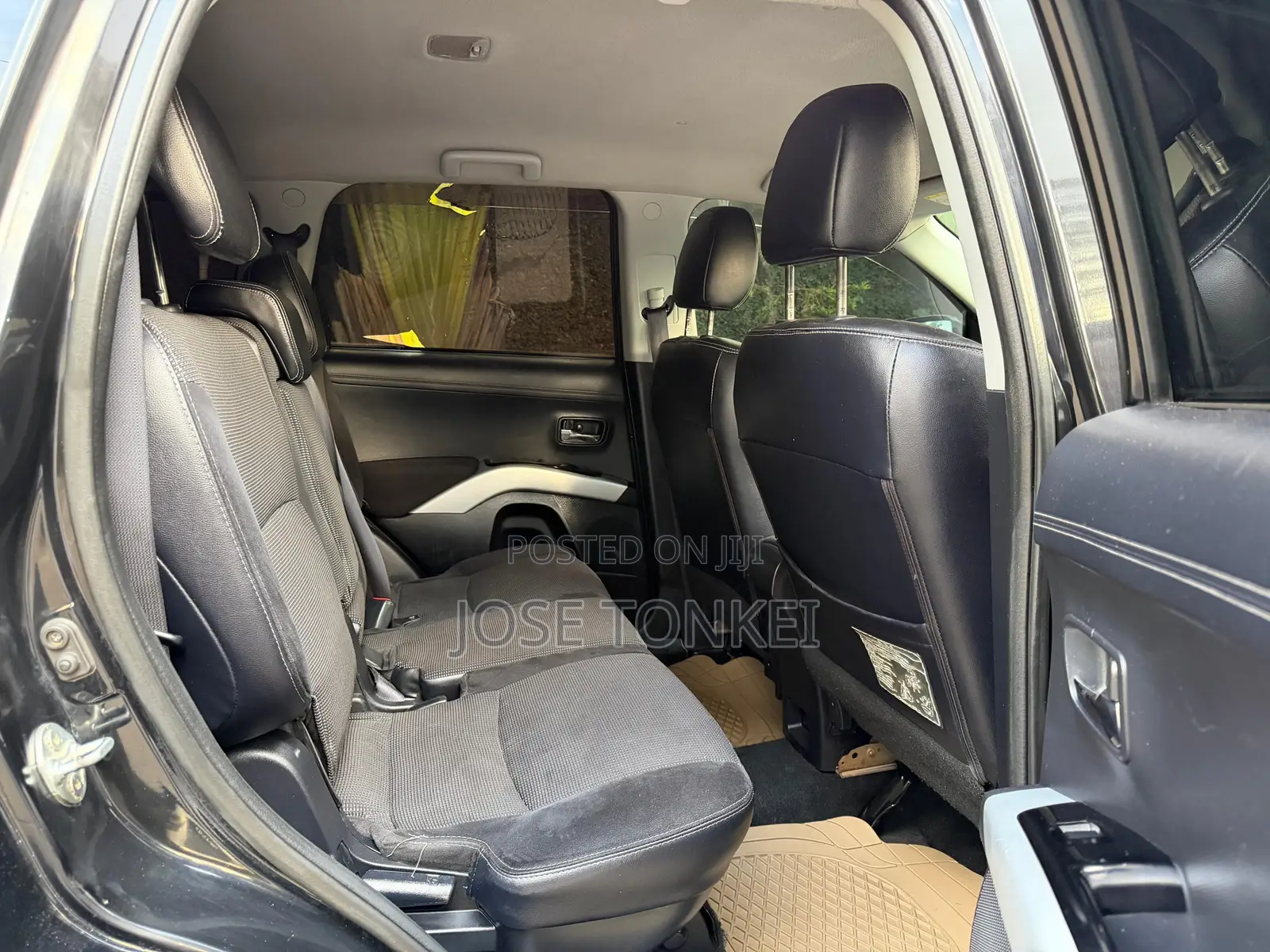 Mitsubishi Outlander 2010 Black