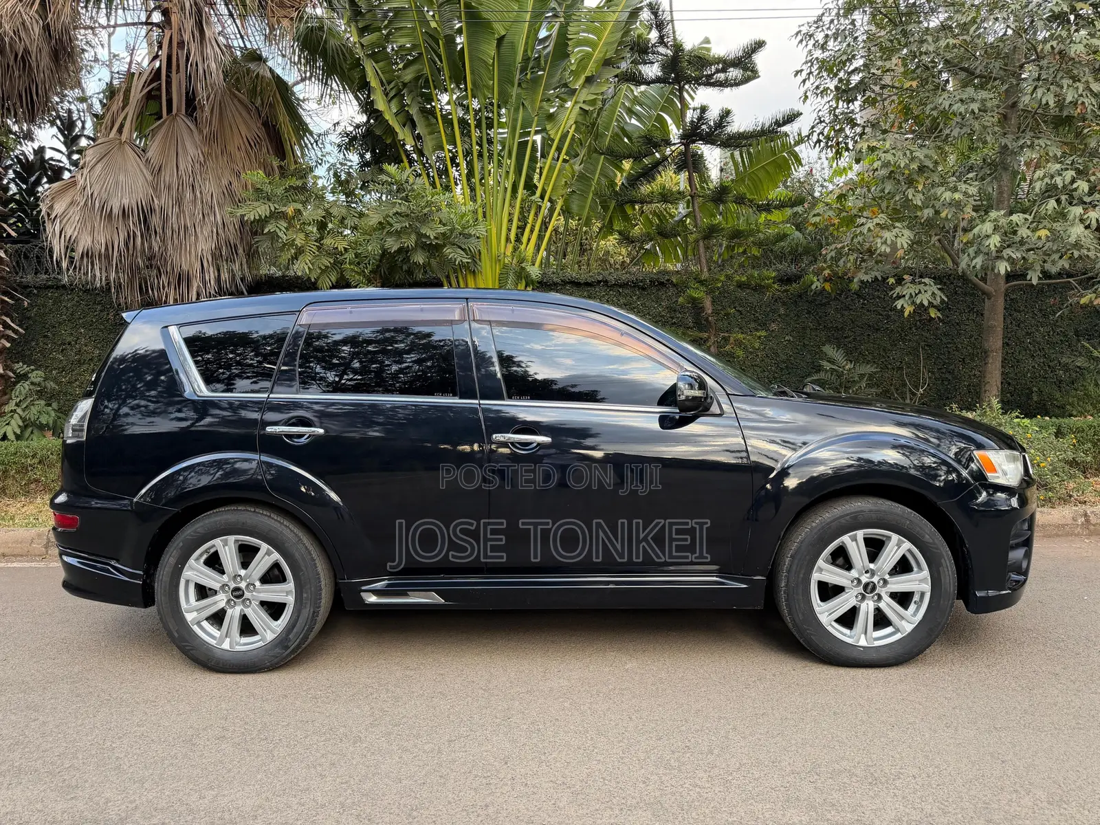 Mitsubishi Outlander 2010 Black