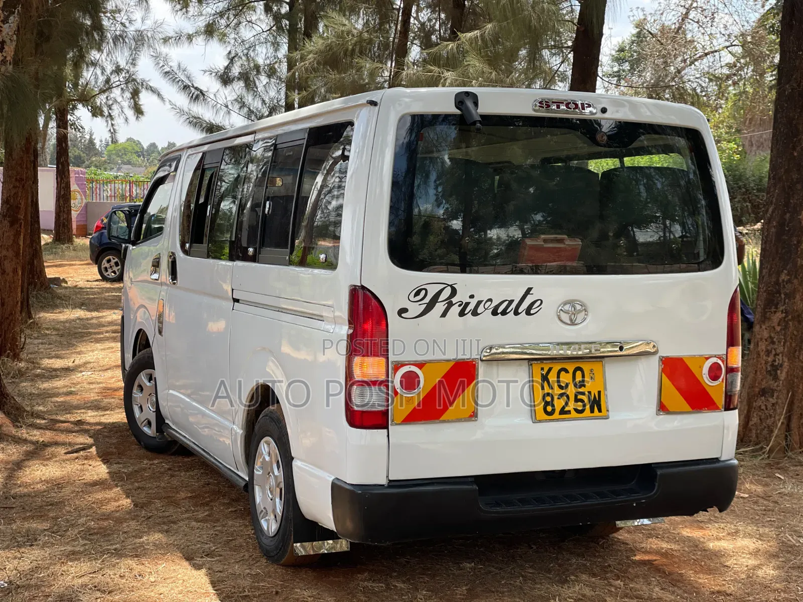 Toyota HiAce 2012 White