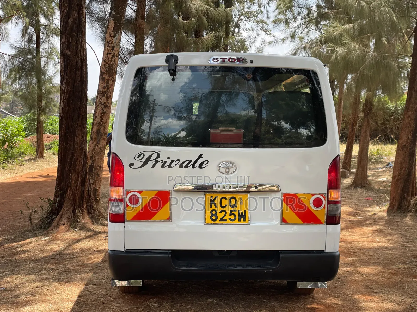 Toyota HiAce 2012 White