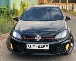 Volkswagen Golf 2013 Black