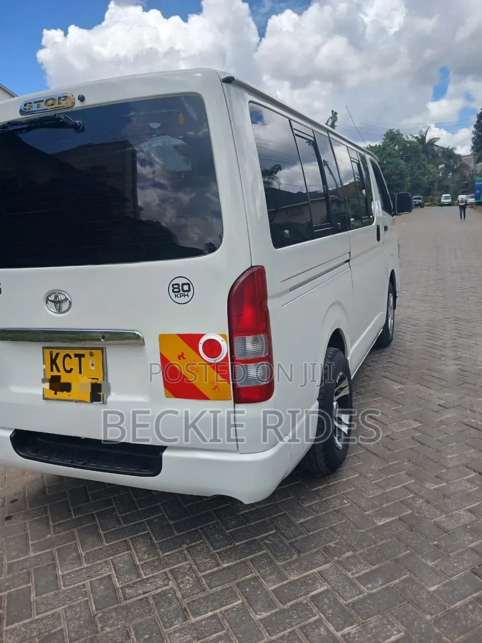 Toyota HiAce 2012 White