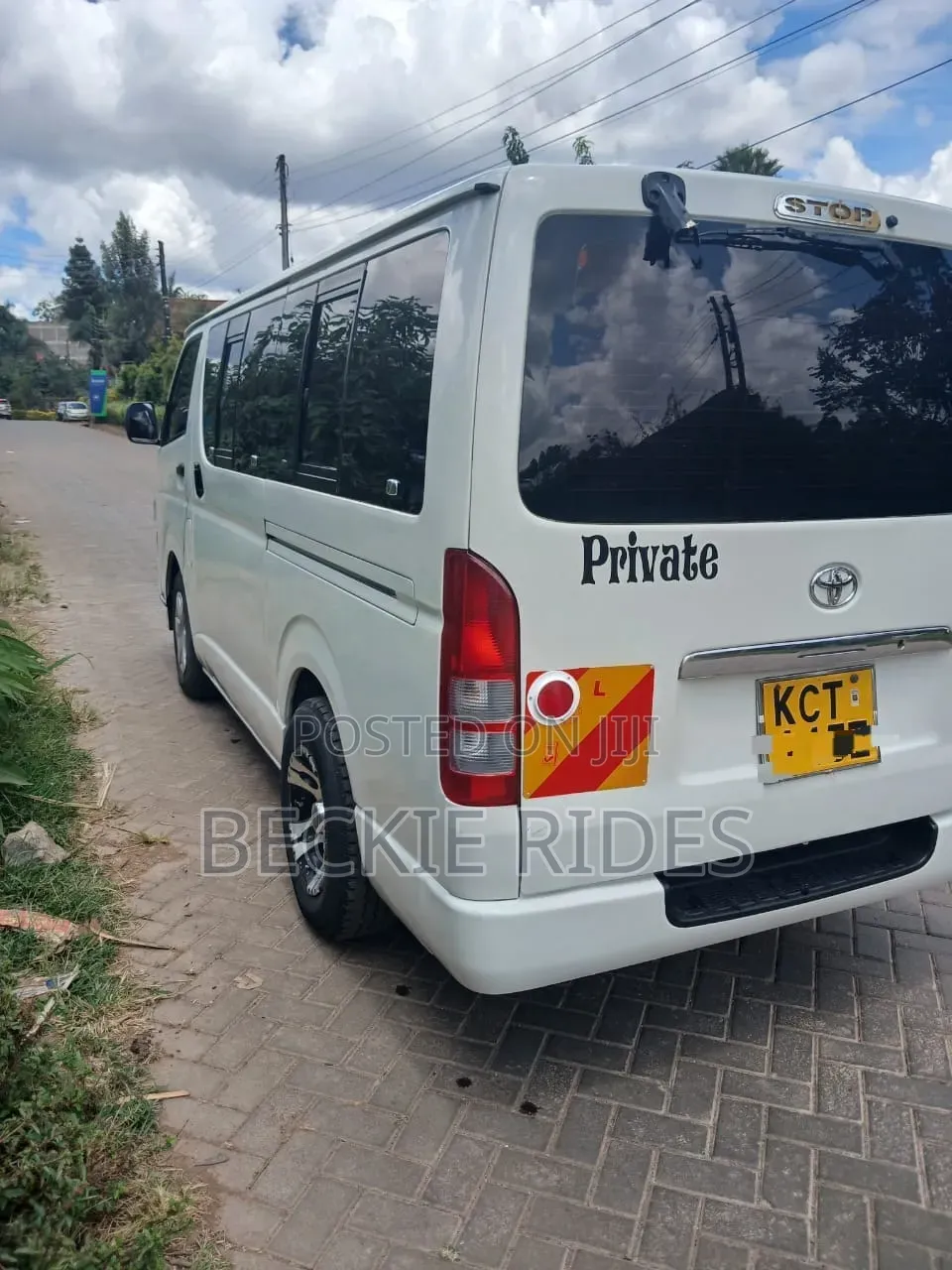 Toyota HiAce 2012 White