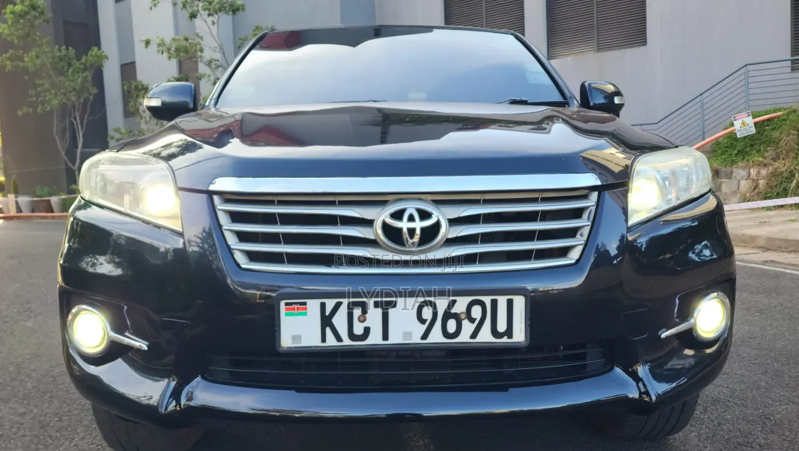 Toyota Vanguard 2010 Black