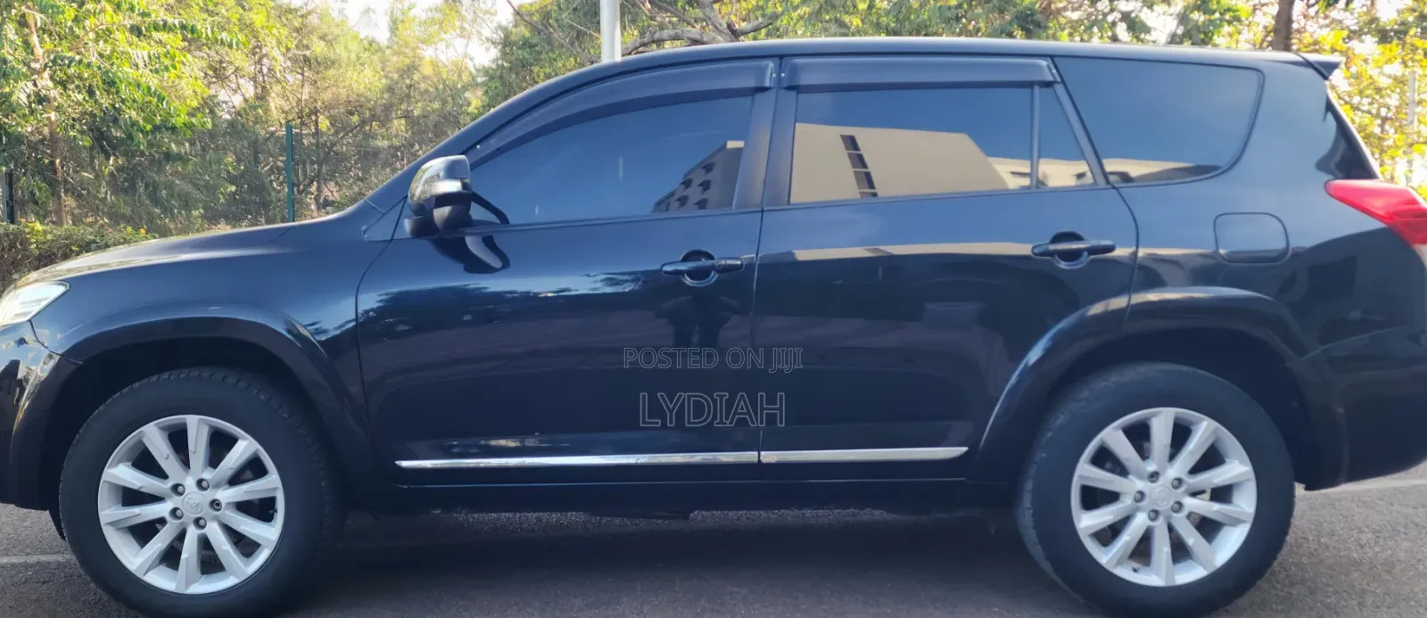 Toyota Vanguard 2010 Black