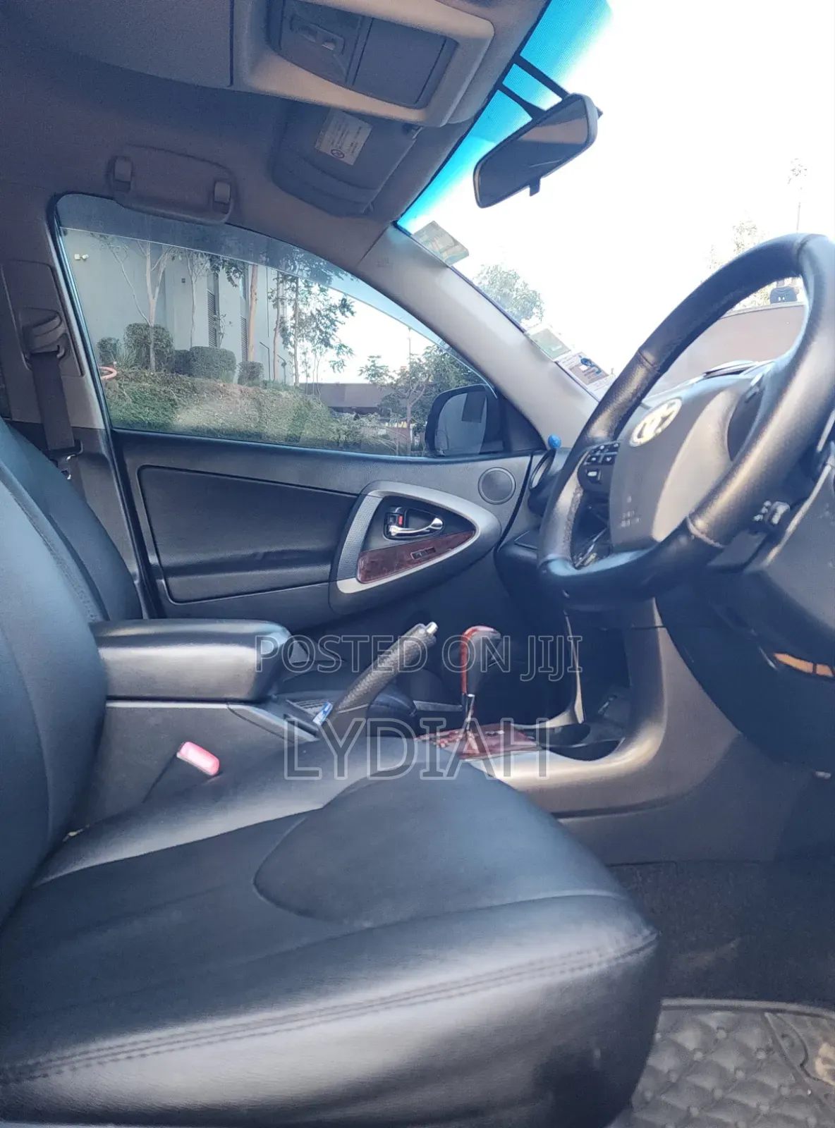 Toyota Vanguard 2010 Black