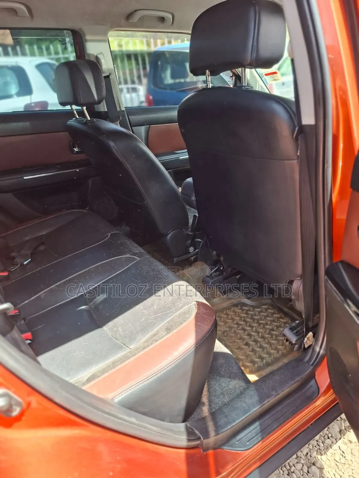 Mazda Verisa 2009 Red