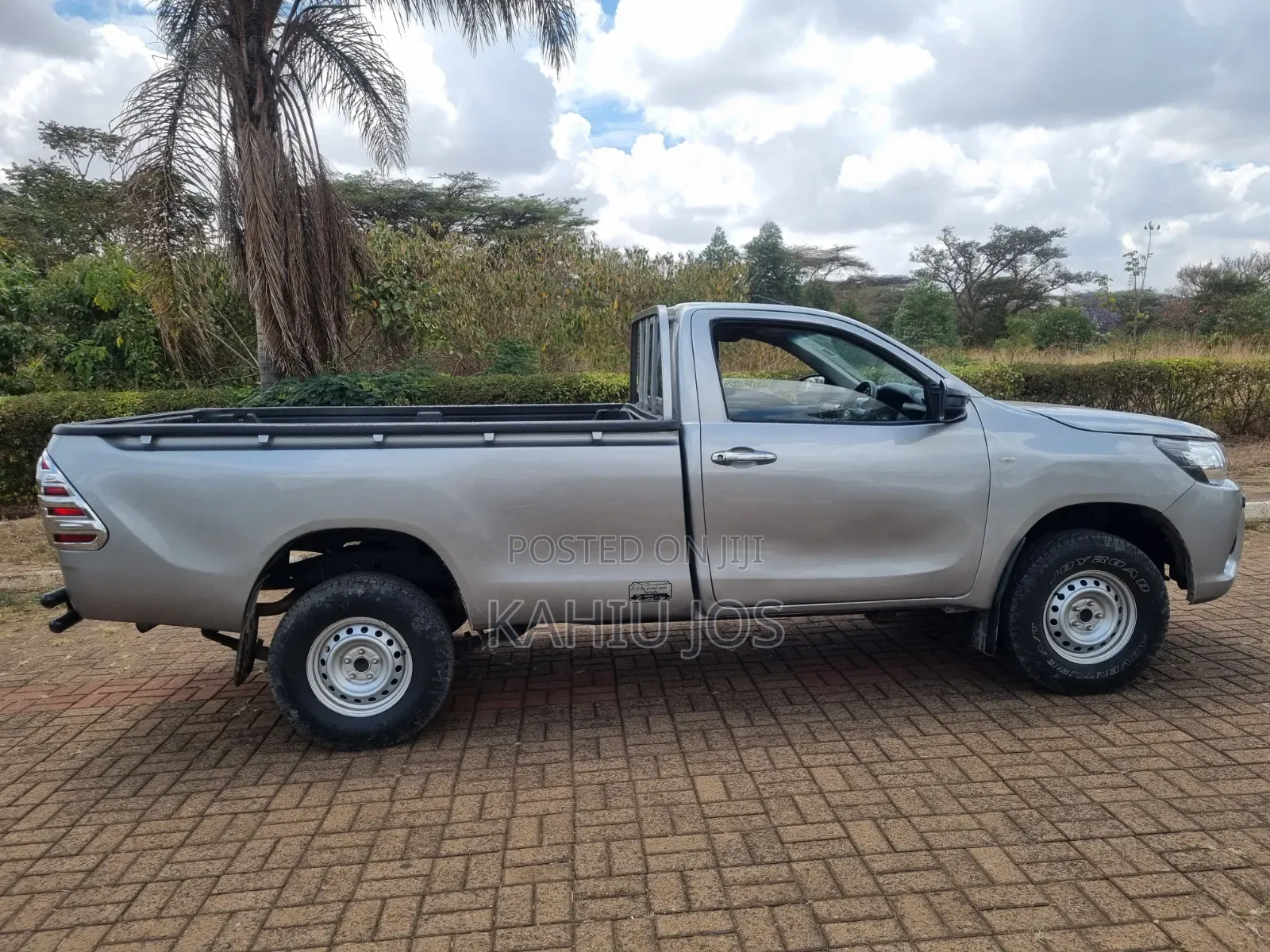 Toyota Hilux 2017 Gray
