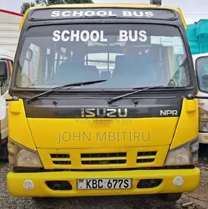 Isuzu NQR 2008 Yellow
