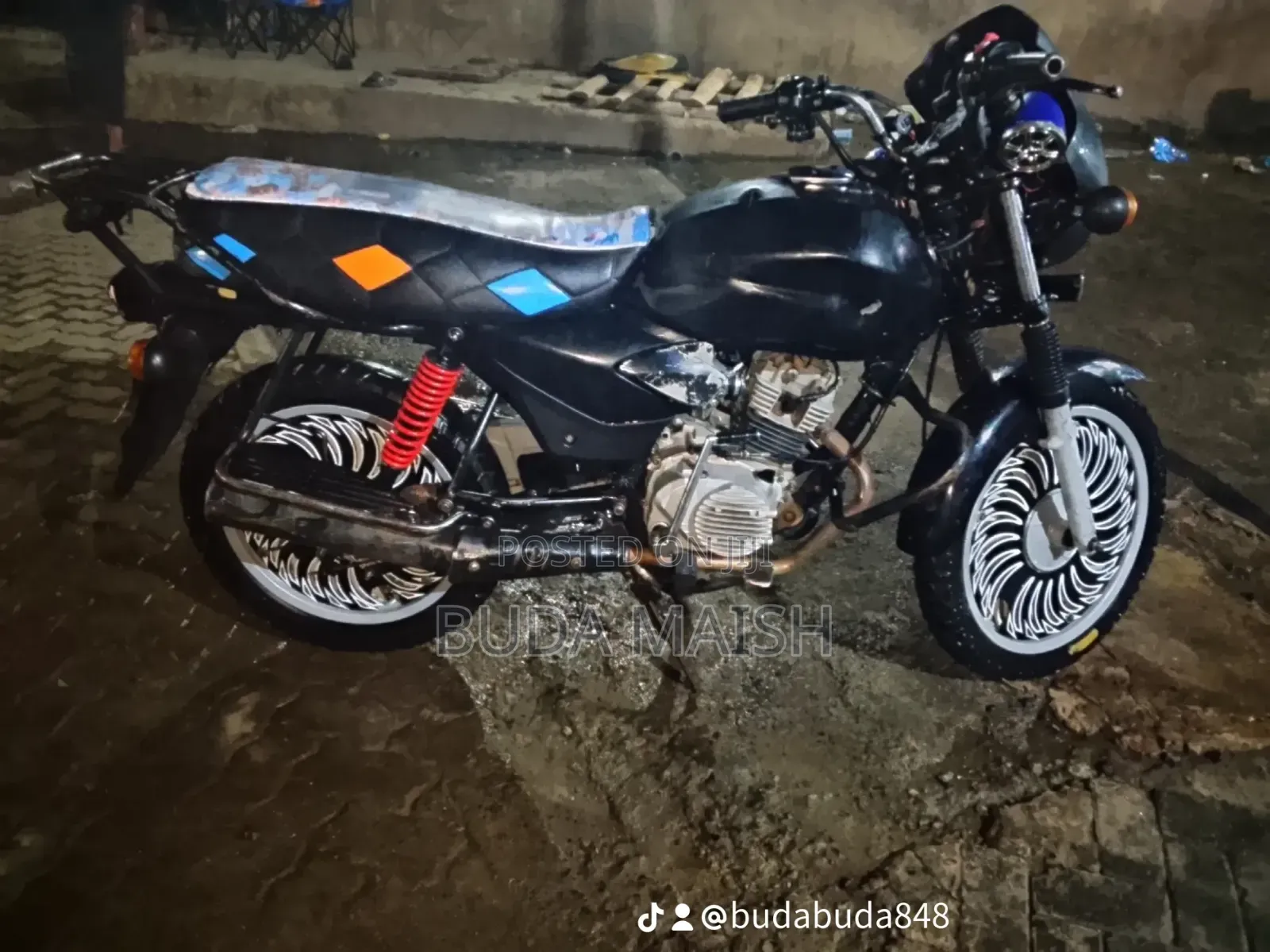 TVS HLX Plus ES 2019 Black