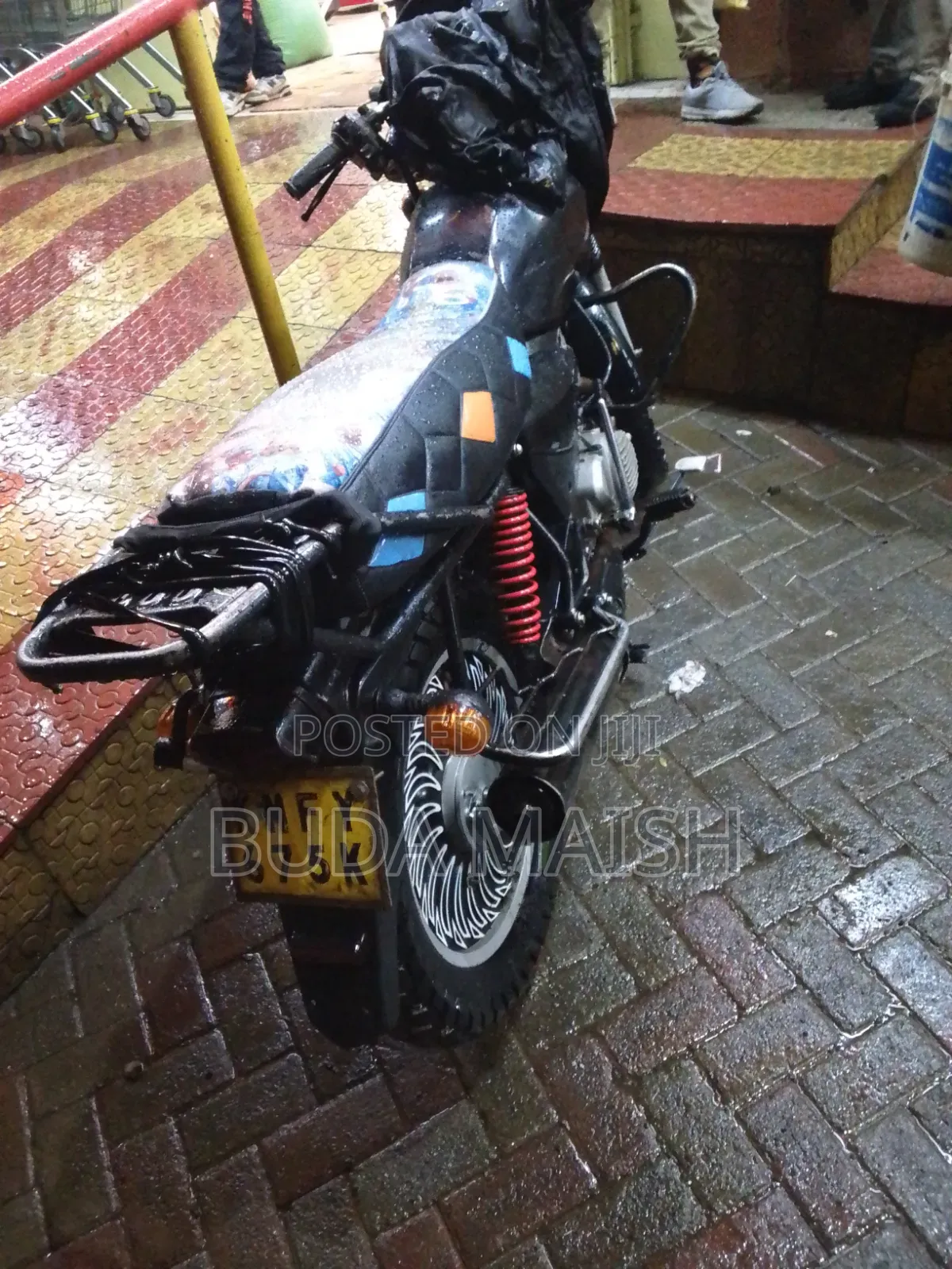 TVS HLX Plus ES 2019 Black