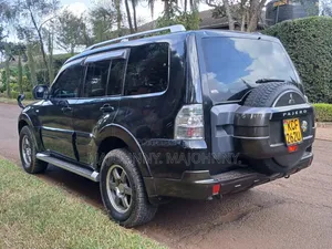 Mitsubishi Pajero 2008 Black