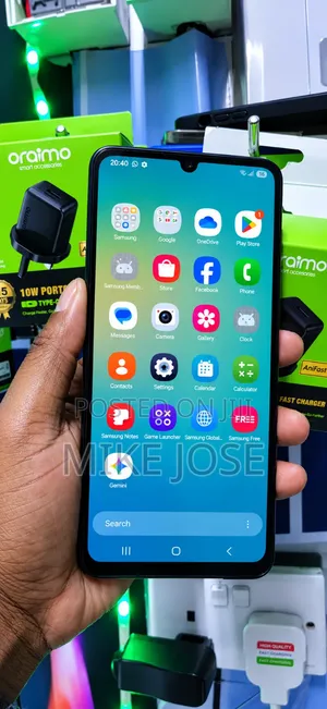 Samsung Galaxy A06 128 GB Black