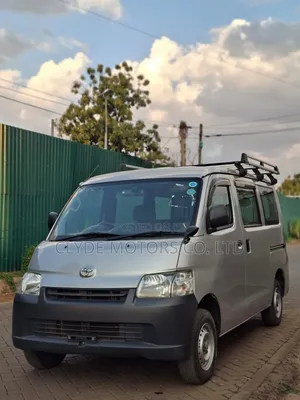 Toyota Lite-Ace 2018 Silver