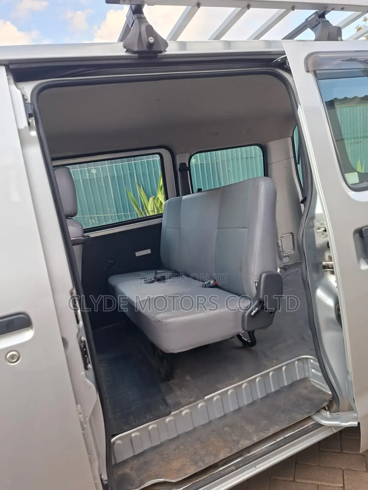 Toyota Lite-Ace 2018 Silver