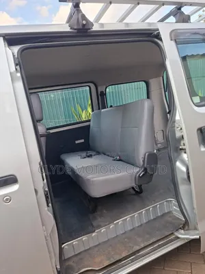 Toyota Lite-Ace 2018 Silver