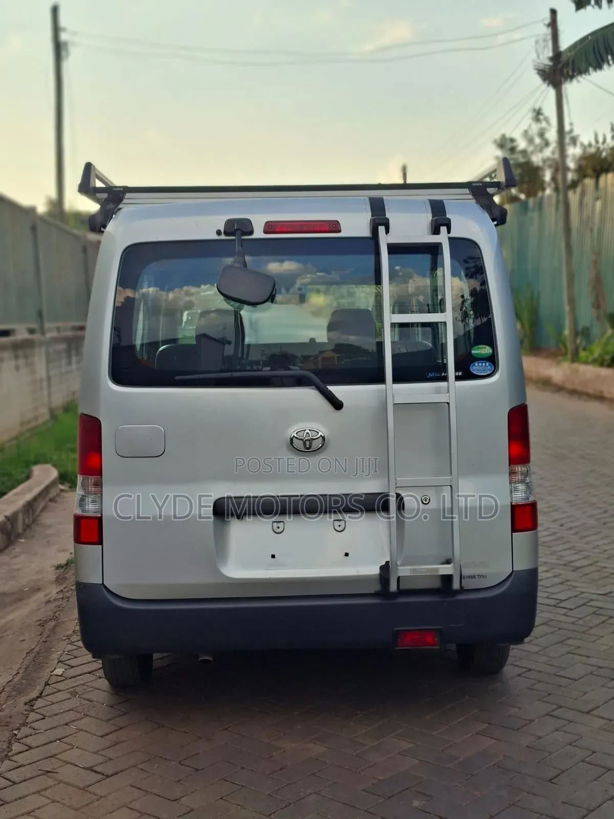 Toyota Lite-Ace 2018 Silver