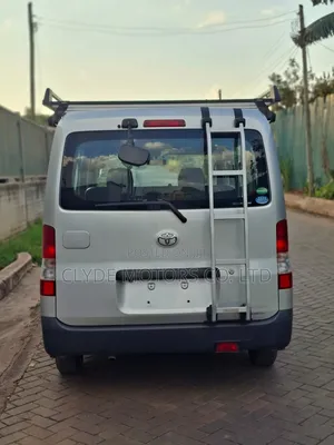 Toyota Lite-Ace 2018 Silver