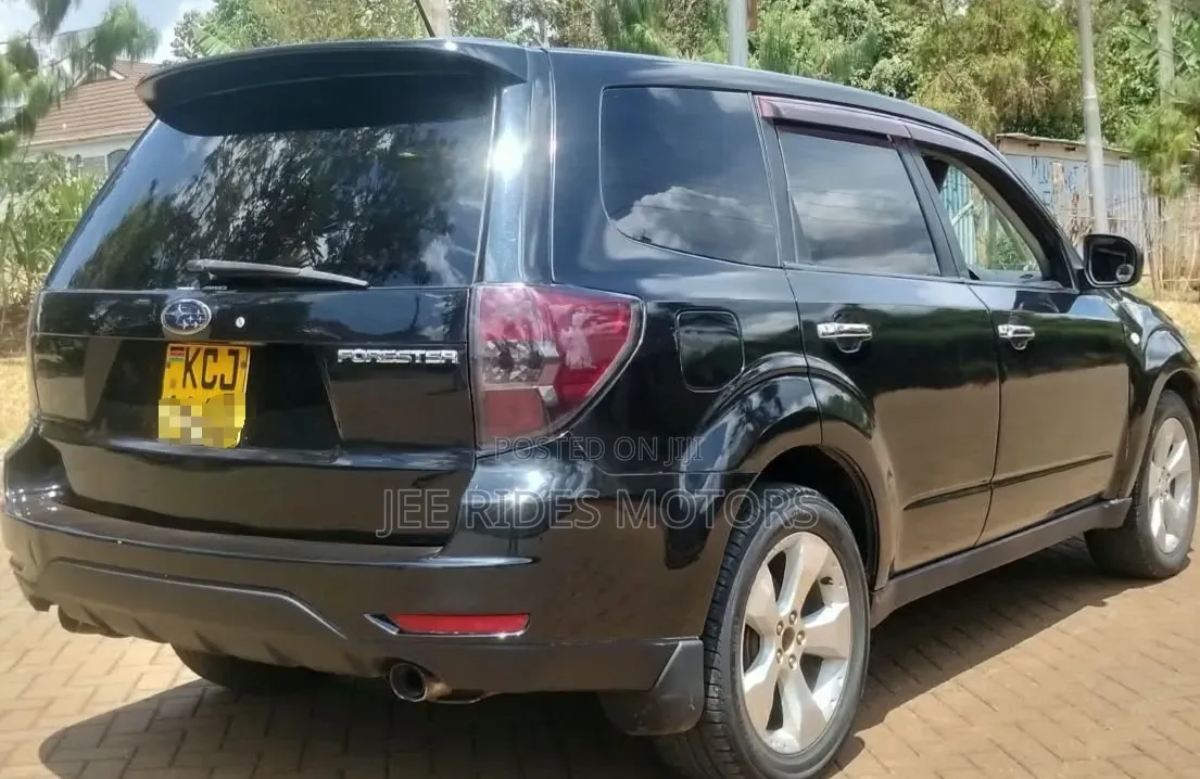 Subaru Forester 2011 Black