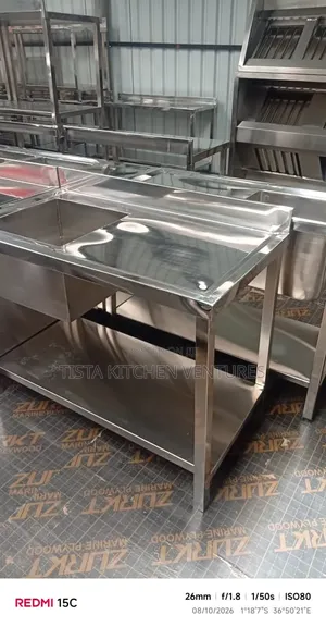 Commercial Sink, Single Bowl Sink. 4 by 2 Feets