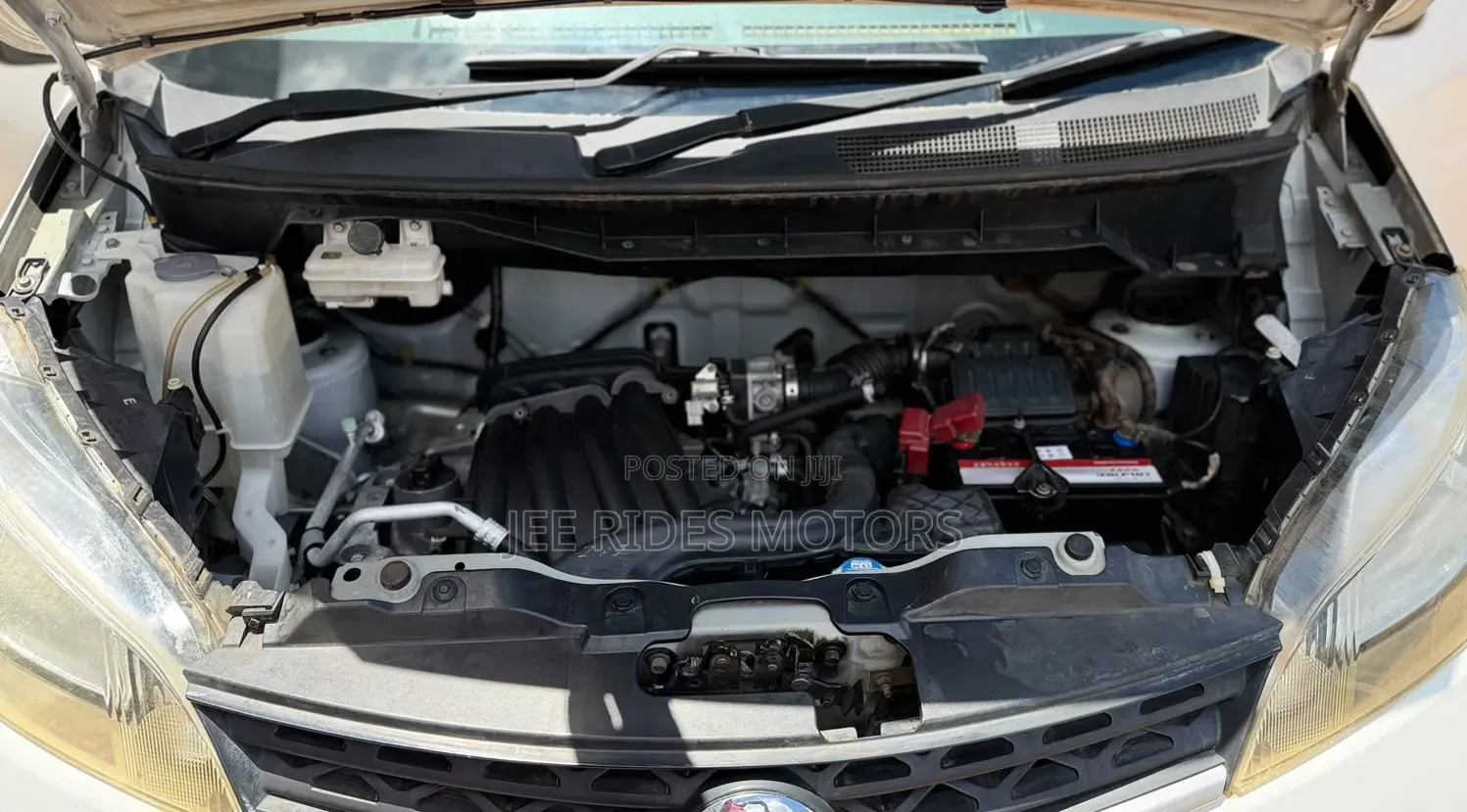 Nissan Caravan (Urvan) 2014