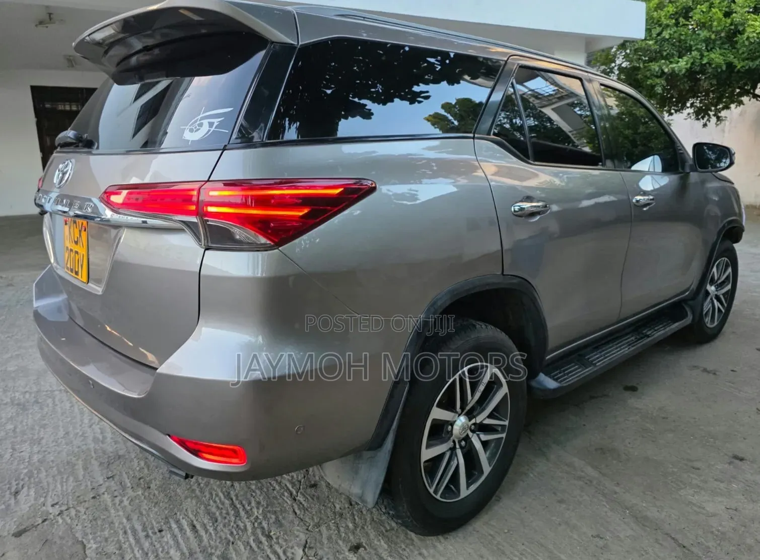 Toyota Fortuner 2017 Gray