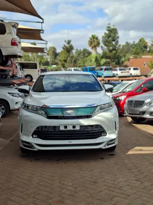 Toyota Harrier 2019 White