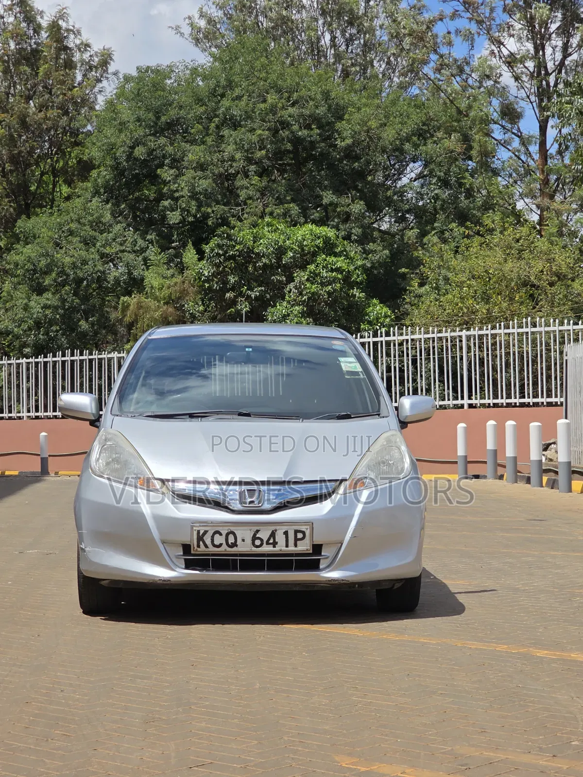 Honda Fit 2012 Silver