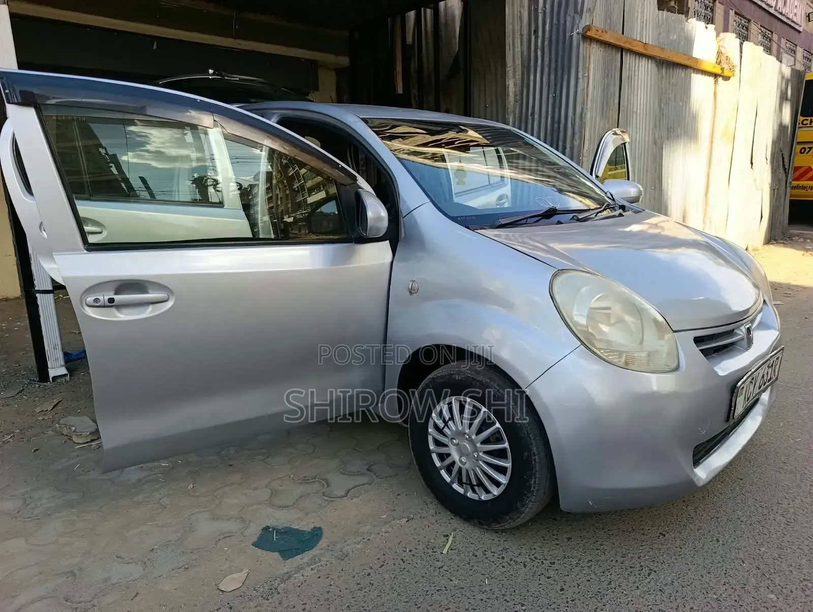 Toyota Passo 2013 Silver