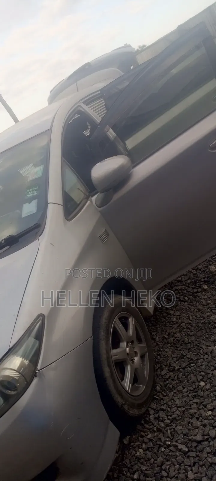 Toyota Wish 2010 Silver
